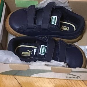 PUMA Kids' Basket Classic Velcro Sneaker (8C)